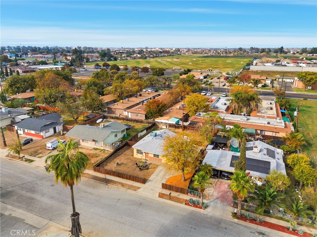 404 San Madina, Hanford, CA 93230