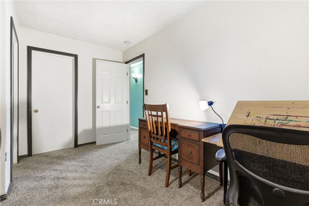 404 San Madina, Hanford, CA 93230