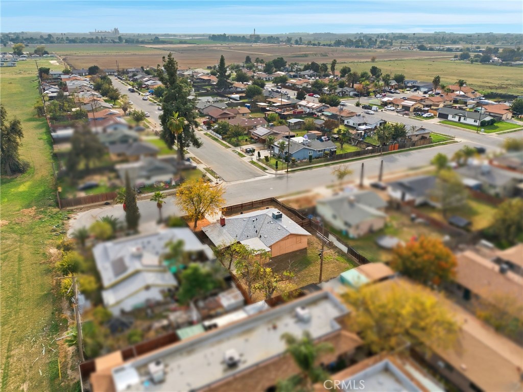 404 San Madina, Hanford, CA 93230