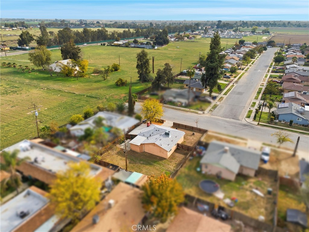 404 San Madina, Hanford, CA 93230