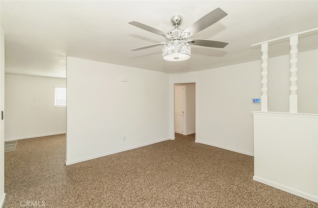 1093 Raymond, Hanford, CA 93230