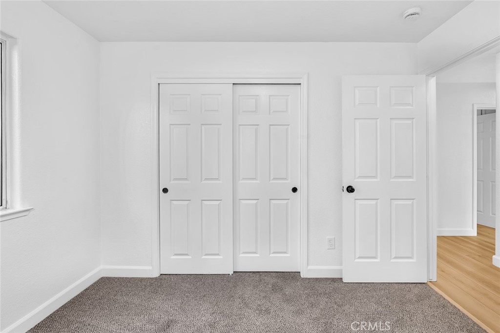 906 Don Medico Dr, Hanford, CA 93230