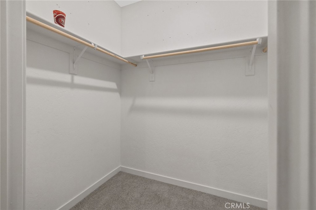 1754 N Aster Lake Rd, Hanford, CA 93230