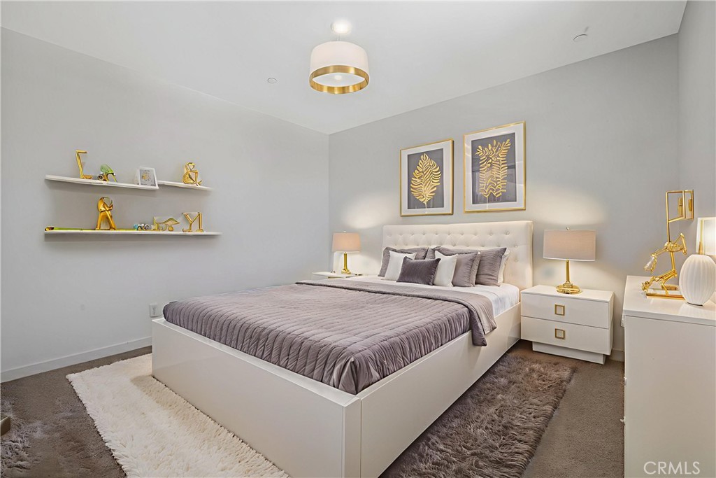 1754 N Aster Lake Rd, Hanford, CA 93230