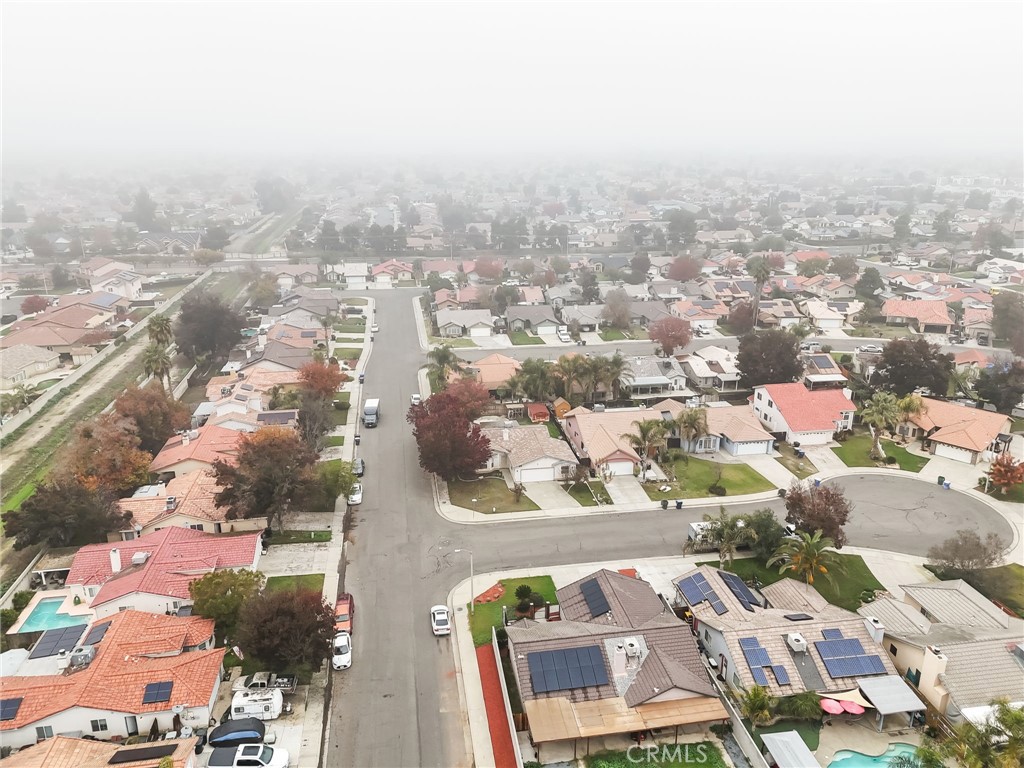 952 Upp Ct, Hanford, CA 93230