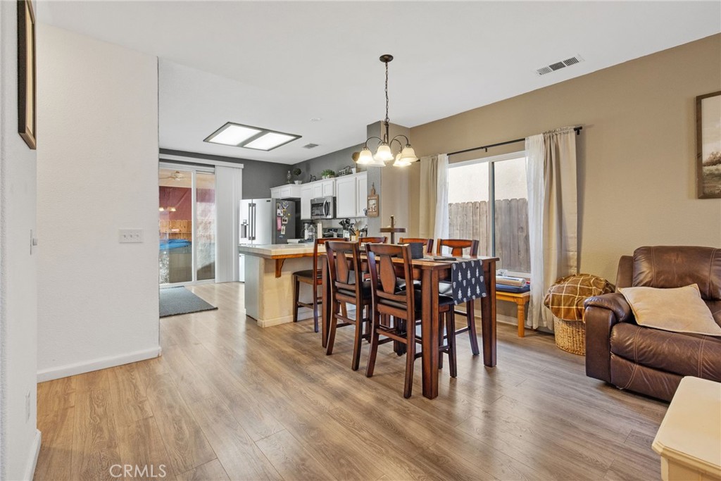 1963 W Merritt, Hanford, CA 93230