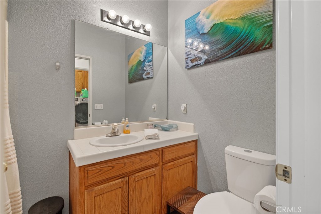 1963 W Merritt, Hanford, CA 93230