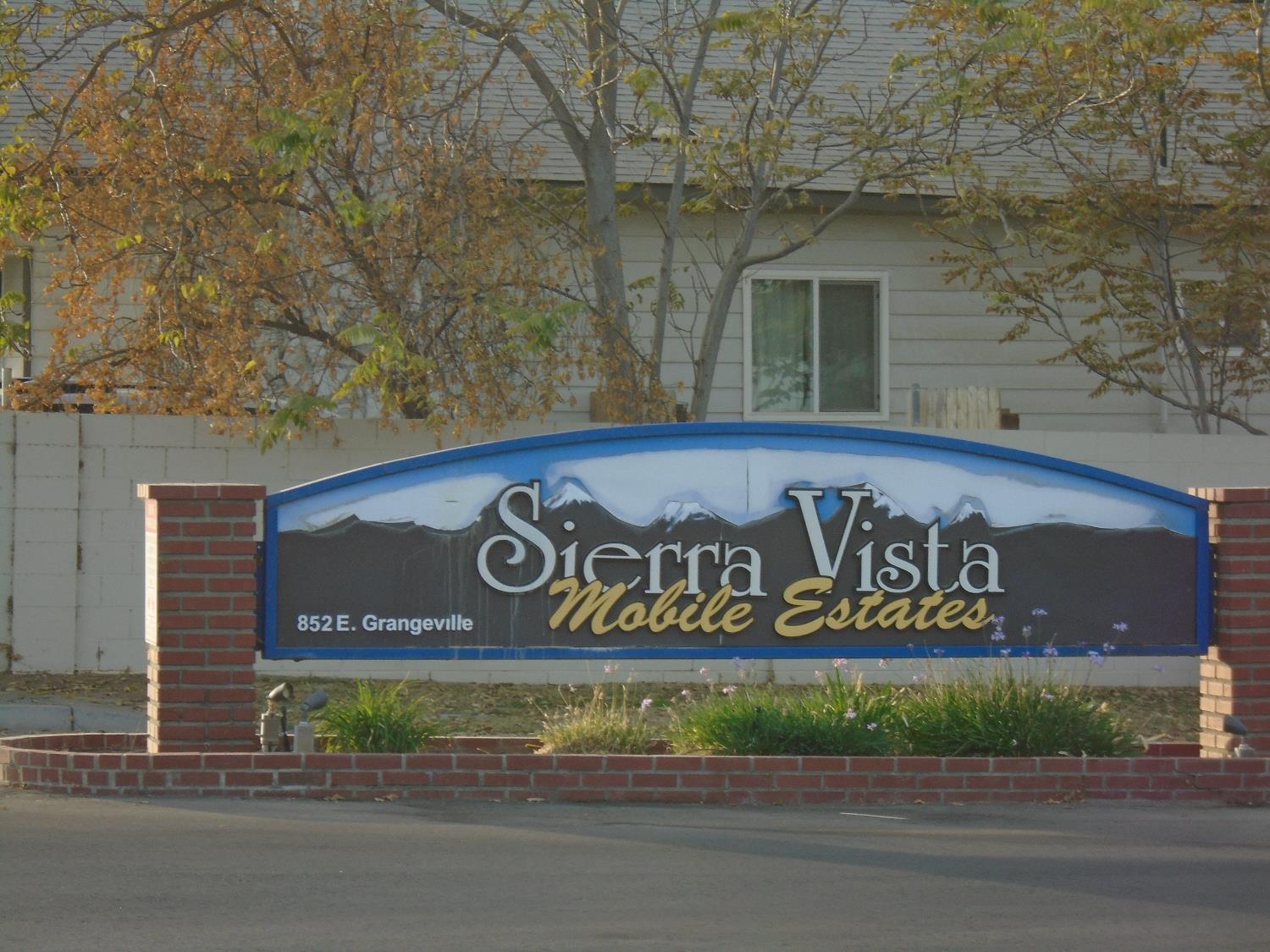 852 #2 E Grangeville Blvd #2, Hanford, CA 93230