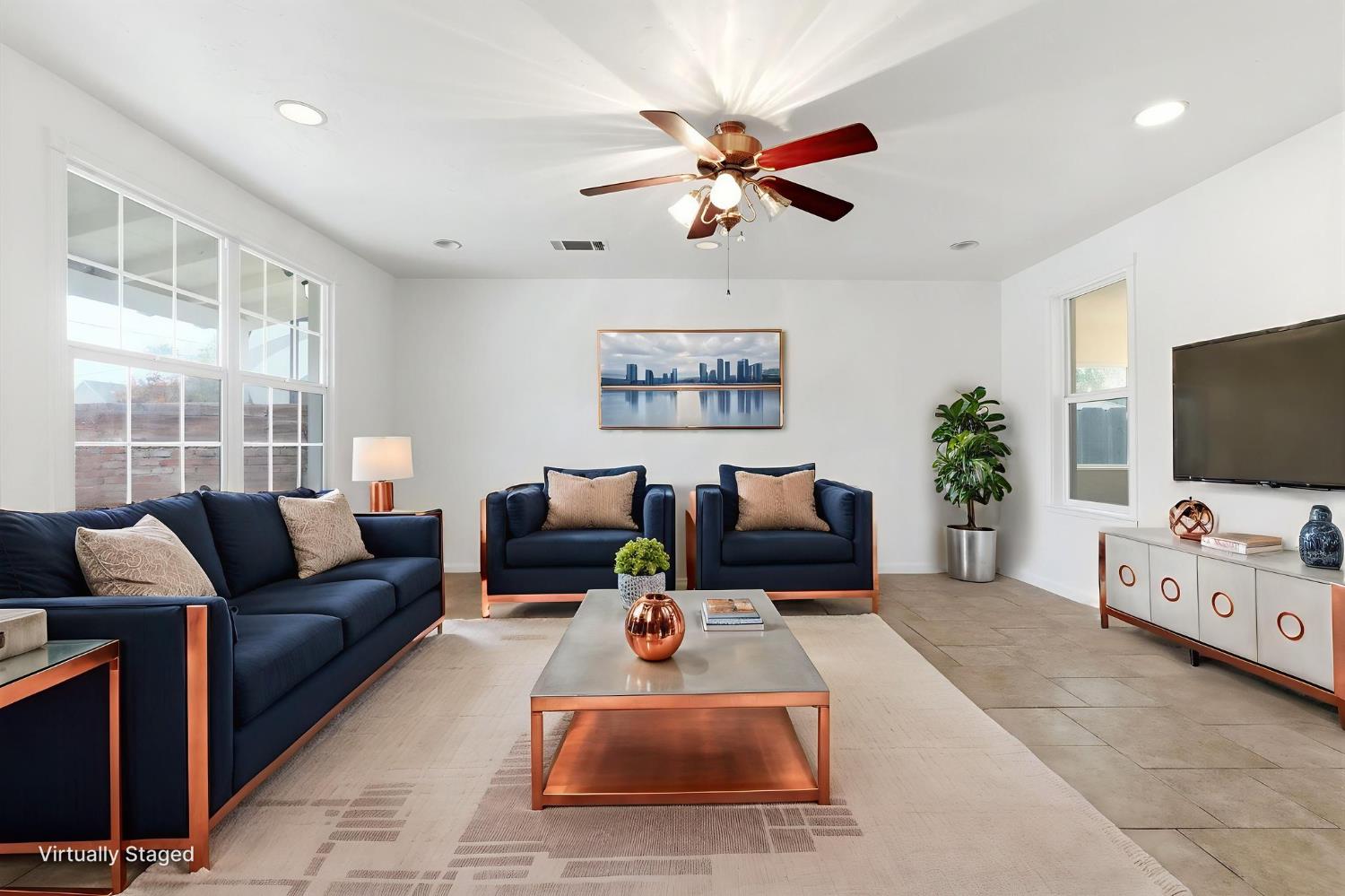 2111 Carter Way, Hanford, CA 93230