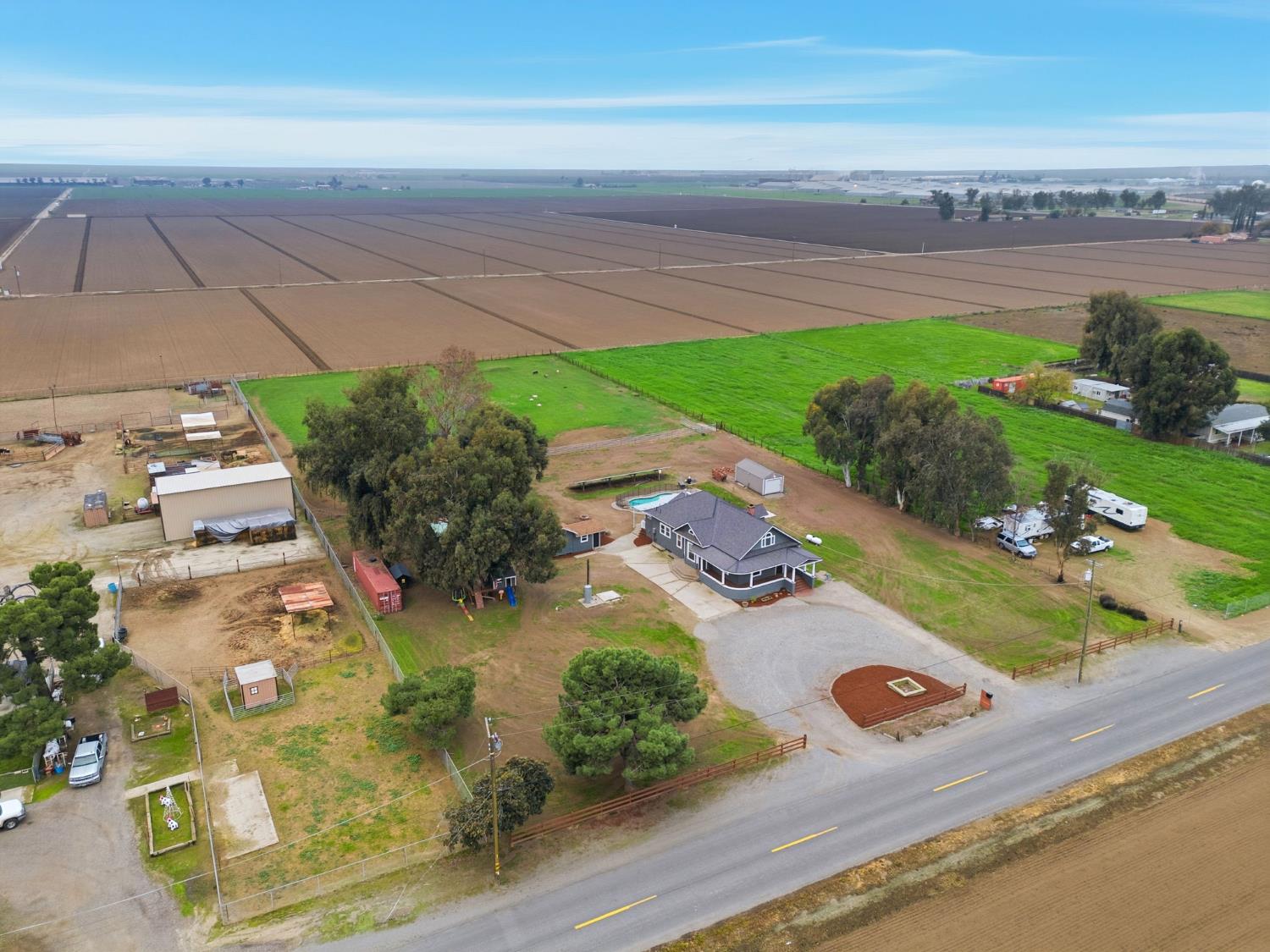 9547 Iona, Hanford, CA 93230