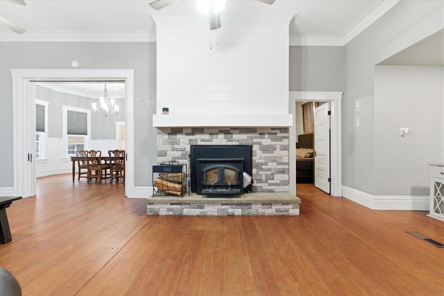 9547 Iona, Hanford, CA 93230