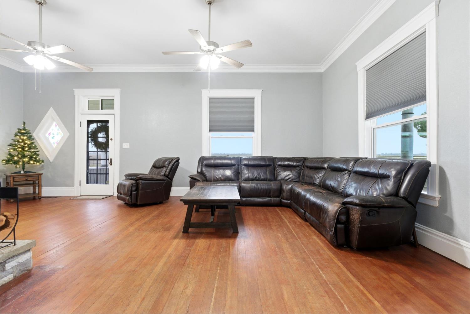 9547 Iona, Hanford, CA 93230