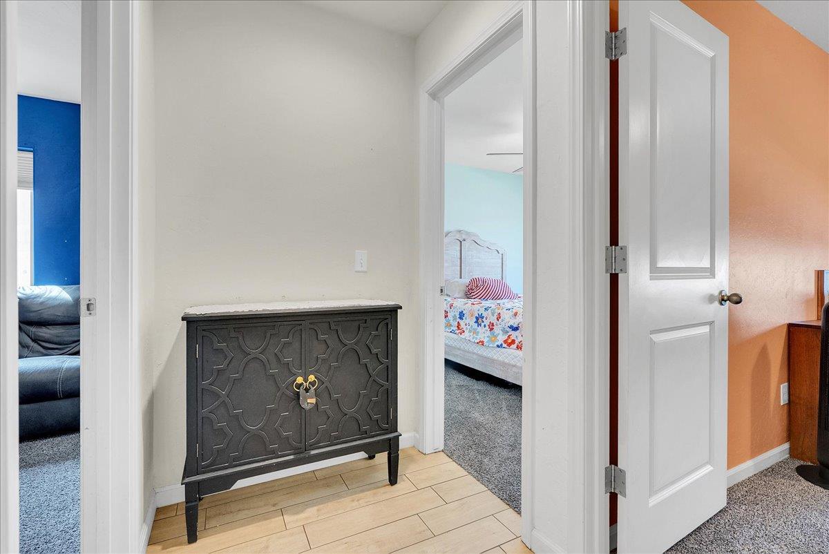 2439 Madeline Dr, Hanford, CA 93230