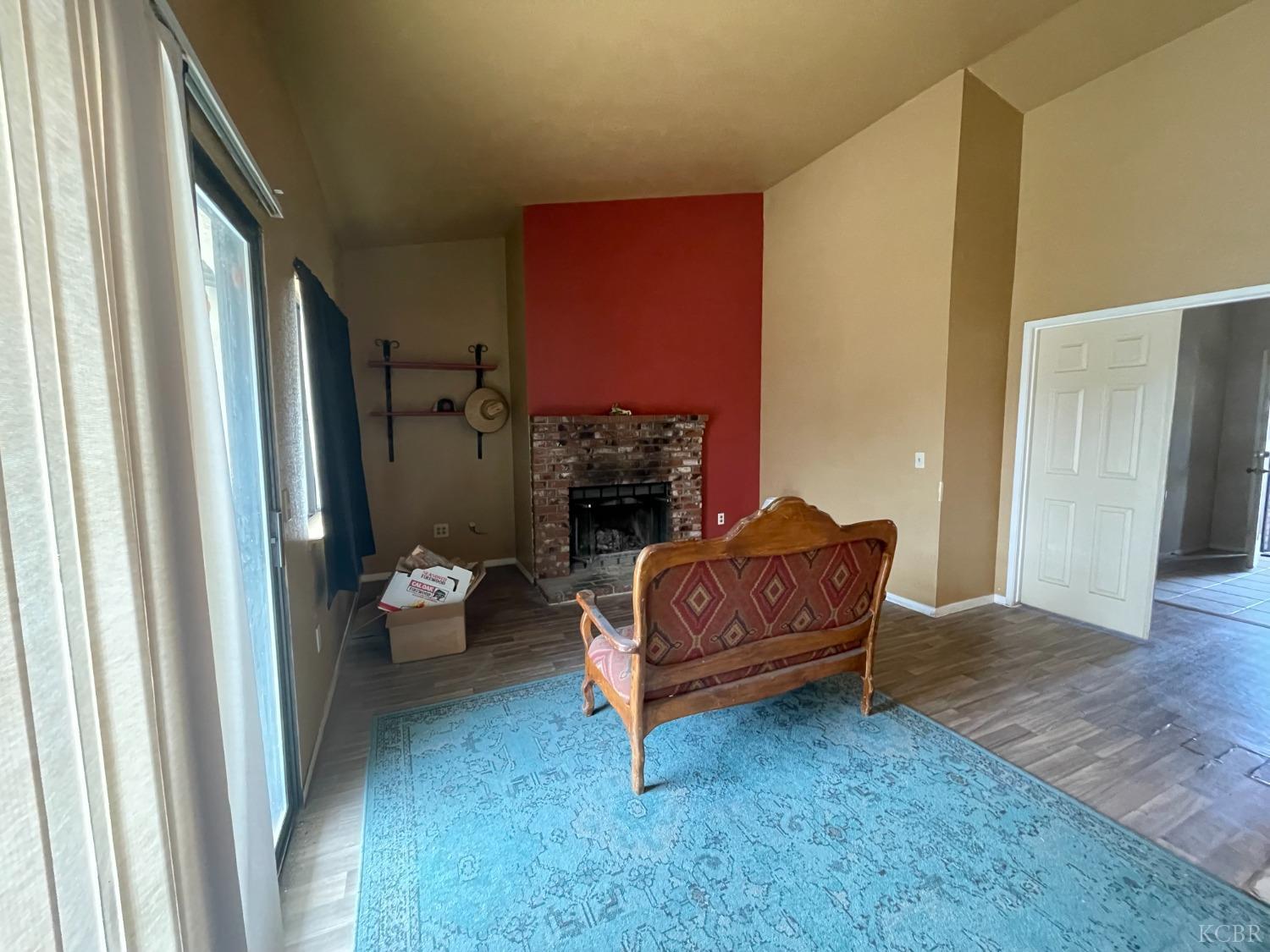 1650 Saltbrush Ave, Coalinga, CA 93210