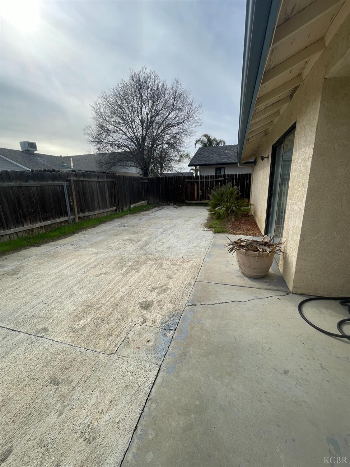 1650 Saltbrush Ave, Coalinga, CA 93210