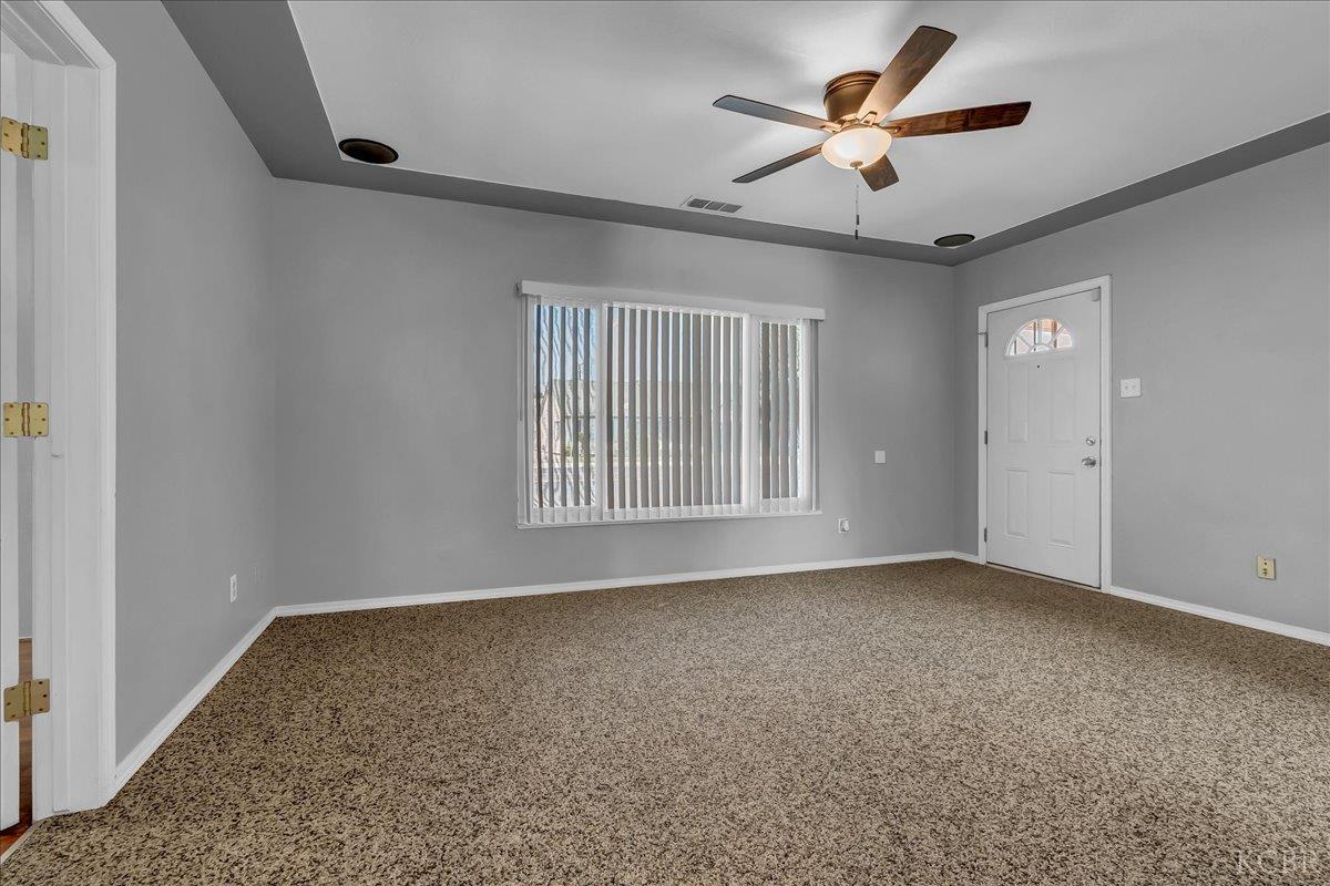 1807 N 11th Ave, Hanford, CA 93230