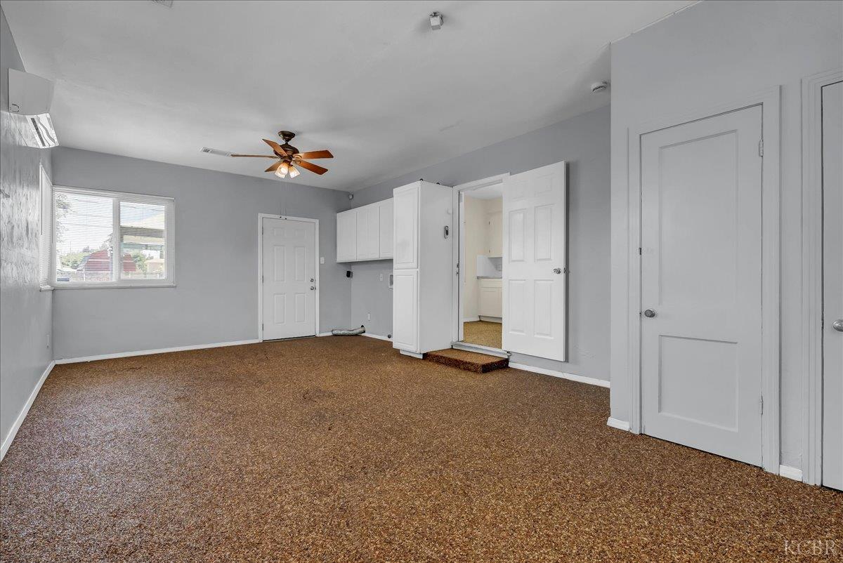 1807 N 11th Ave, Hanford, CA 93230