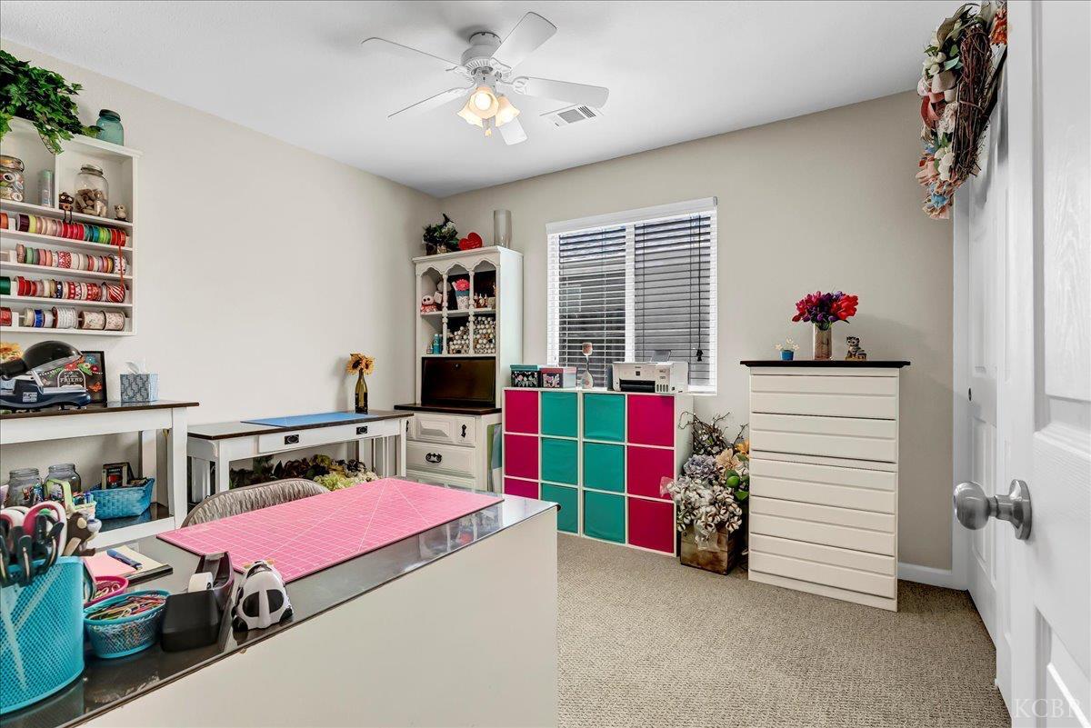 1895 N Rivermist Ct, Hanford, CA 93230