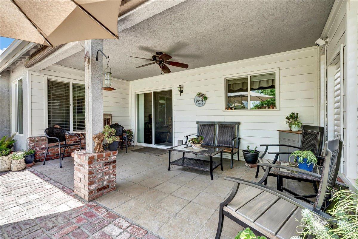 1895 N Rivermist Ct, Hanford, CA 93230