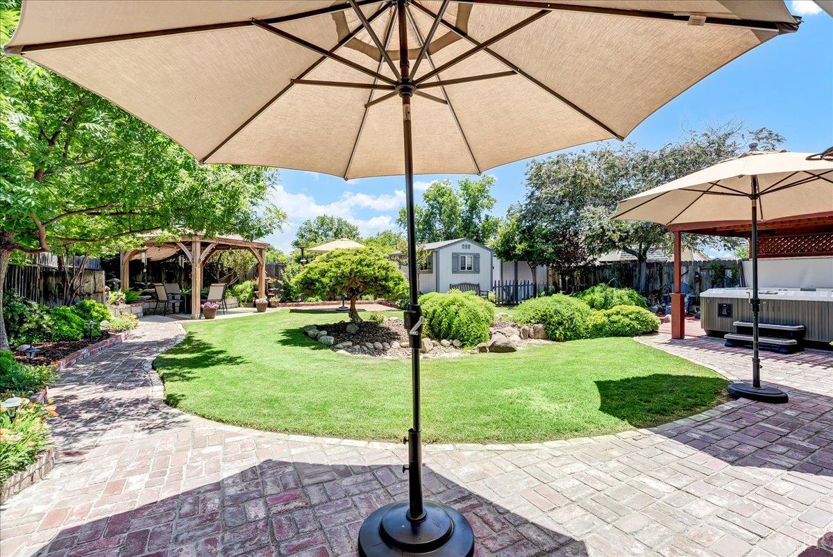 1895 N Rivermist Ct, Hanford, CA 93230