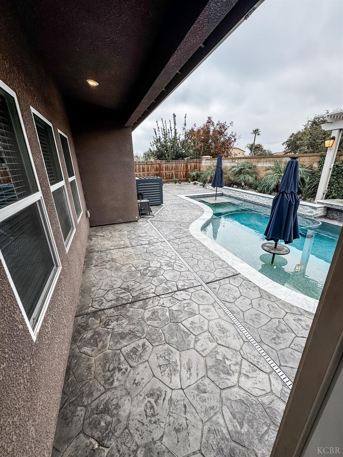 2025 Madeline Dr, Hanford, CA 93230