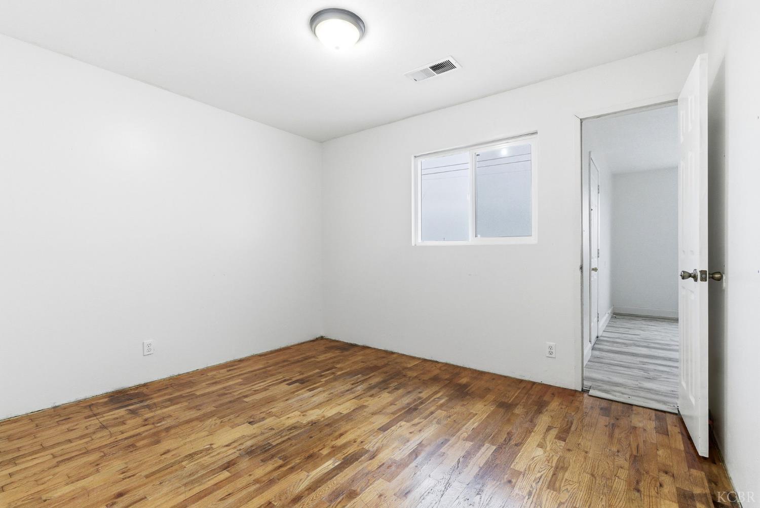 10139 David St, Hanford, CA 93230