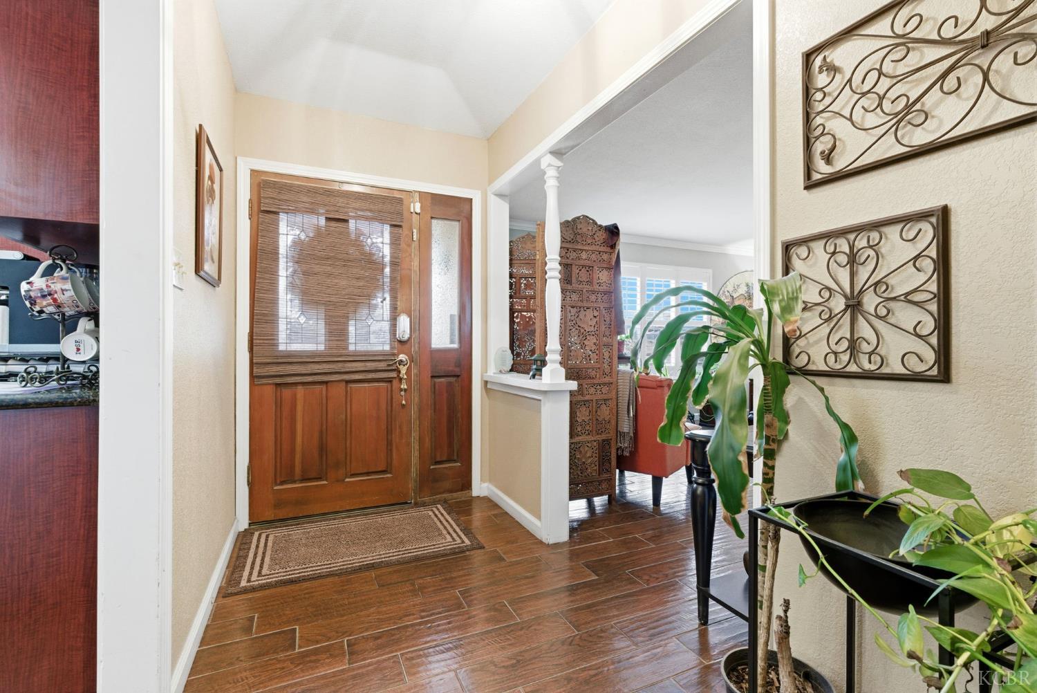 2710 Aspen St, Hanford, CA 93230