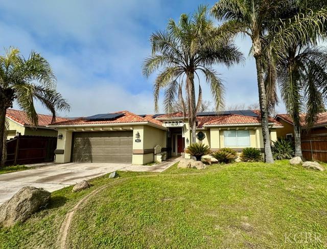982 Cedarwood St, Hanford, CA 93230