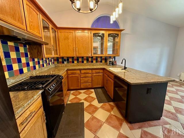 982 Cedarwood St, Hanford, CA 93230