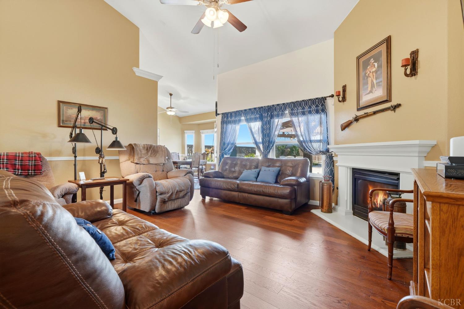 1528 Castoro Way, Hanford, CA 93230