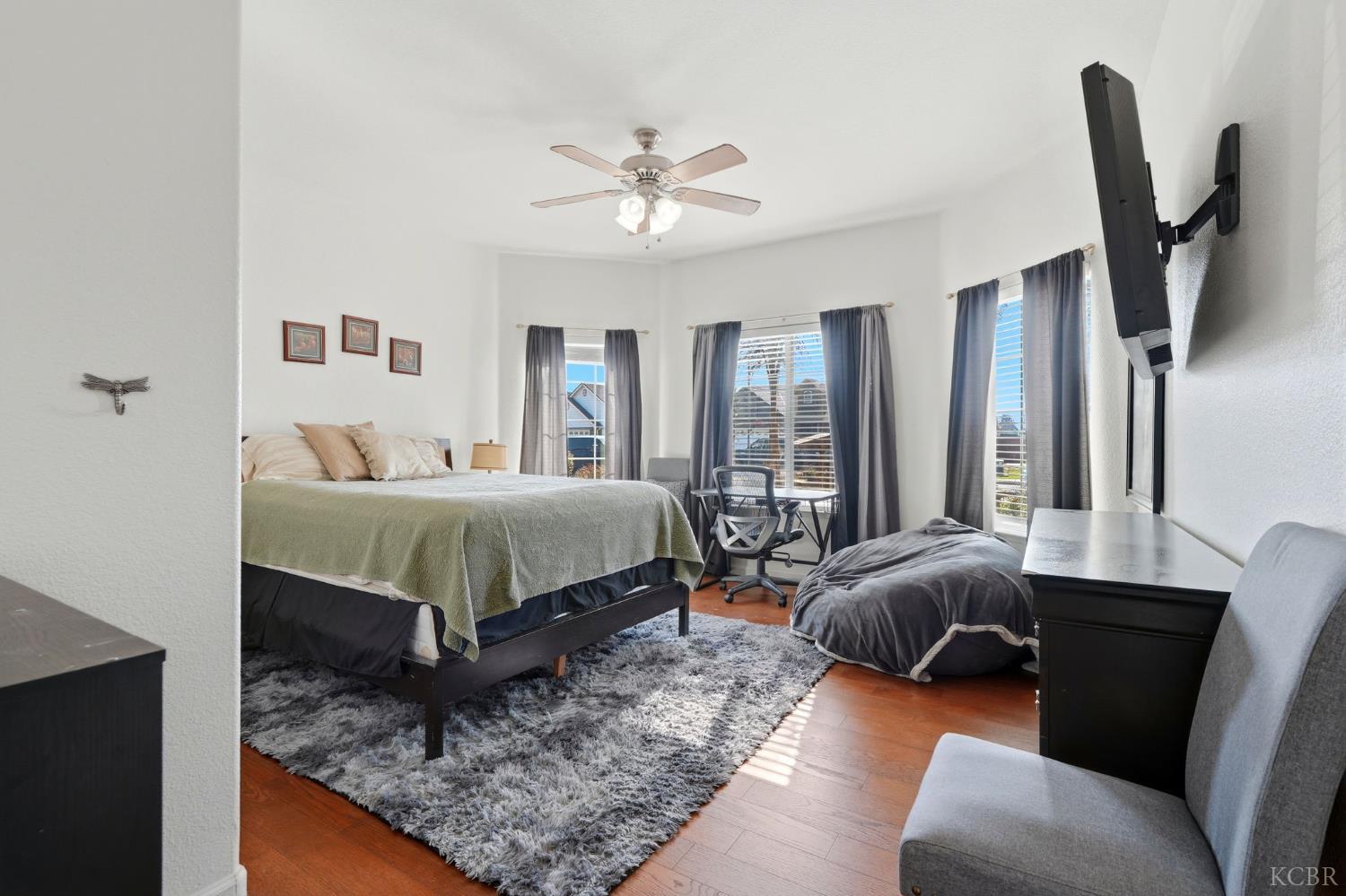 1528 Castoro Way, Hanford, CA 93230