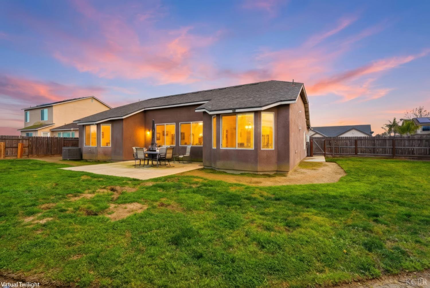 1340 Waterview St, Hanford, CA 93230