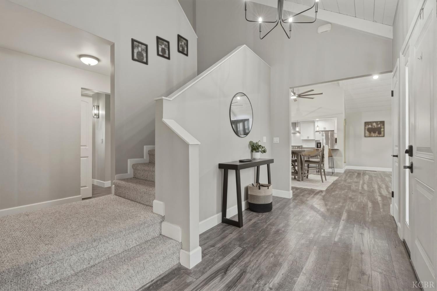 1145 Campus Dr, Hanford, CA 93230