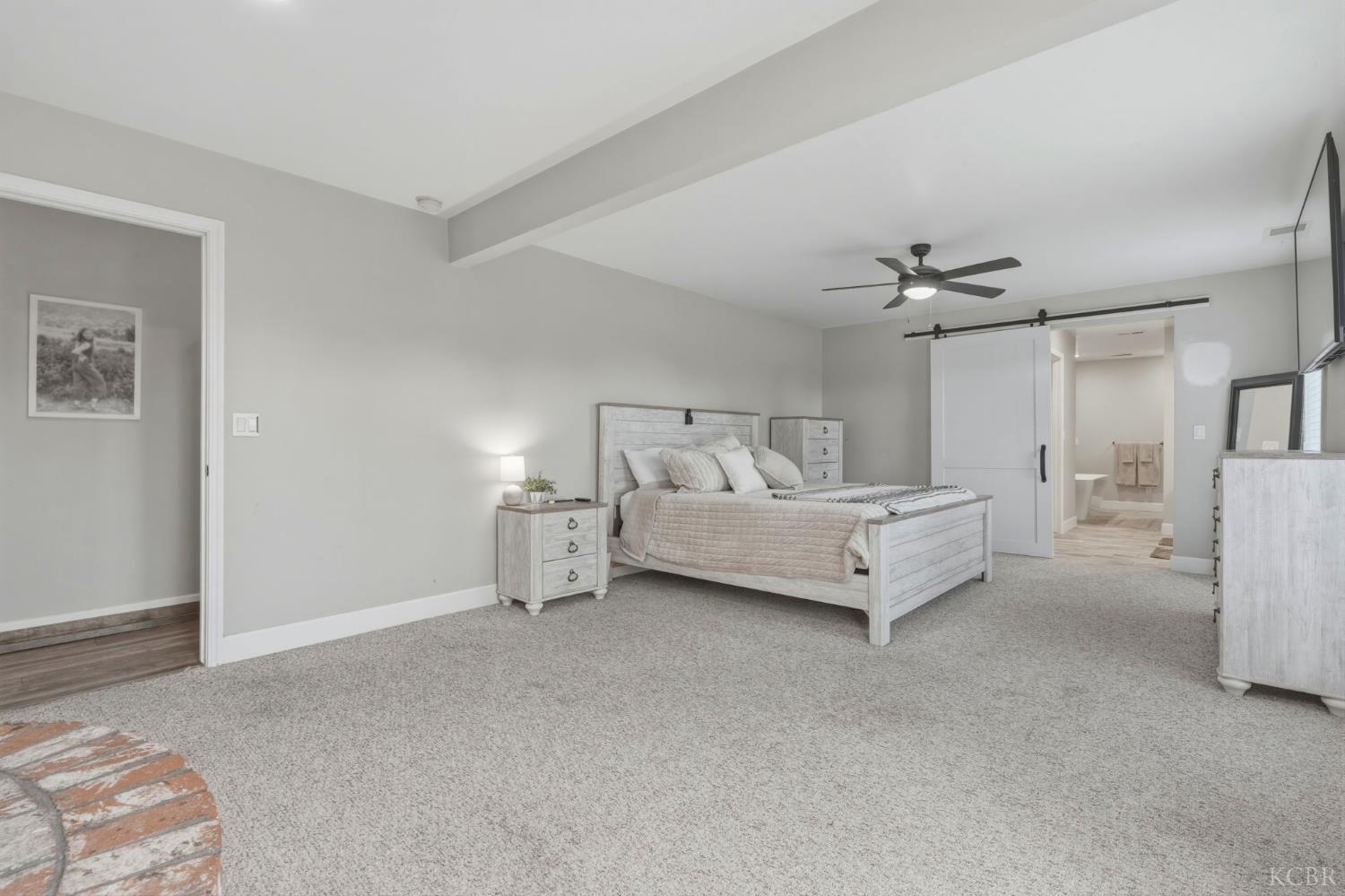 1145 Campus Dr, Hanford, CA 93230