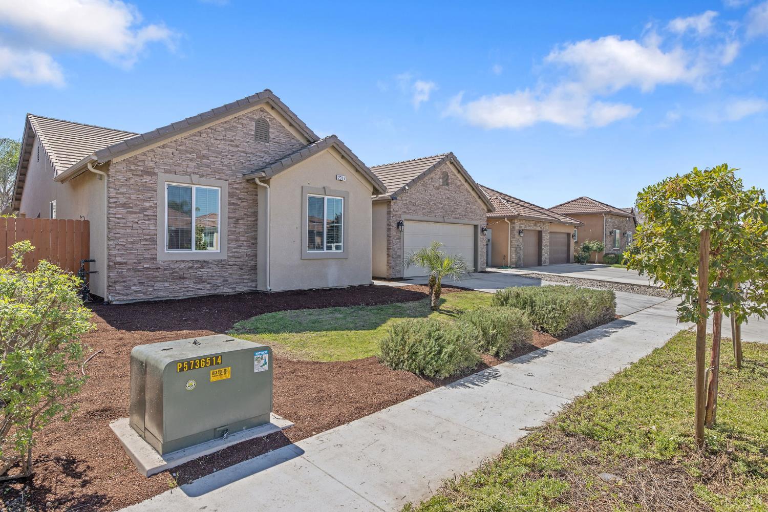 2317 Cortner St, Hanford, CA 93230