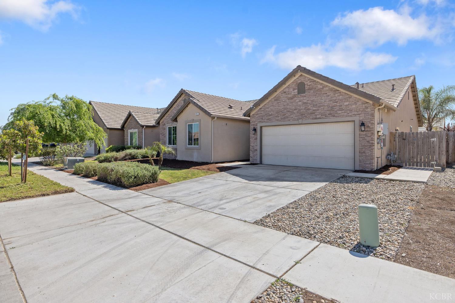 2317 Cortner St, Hanford, CA 93230