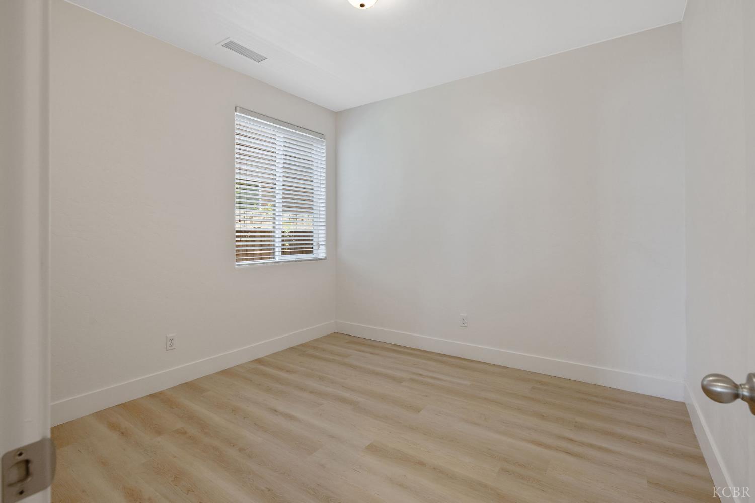 2317 Cortner St, Hanford, CA 93230