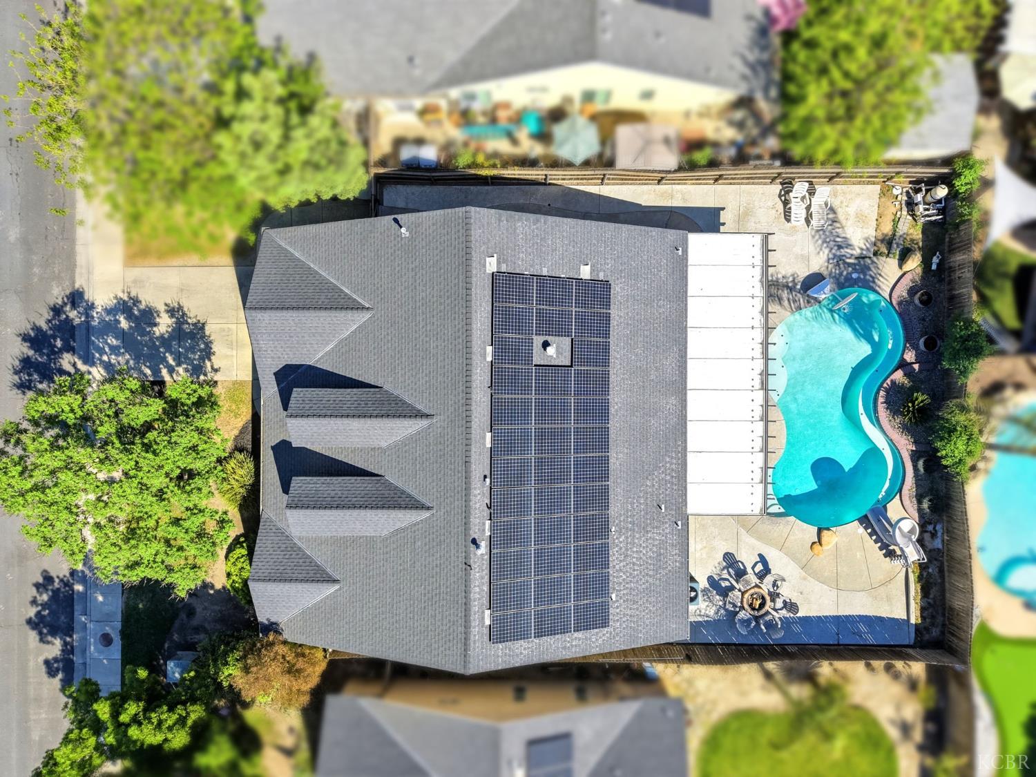 859 W Julia Way, Hanford, CA 93230