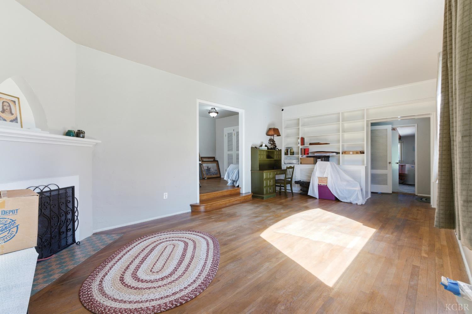 1512 Kaweah St, Hanford, CA 93230