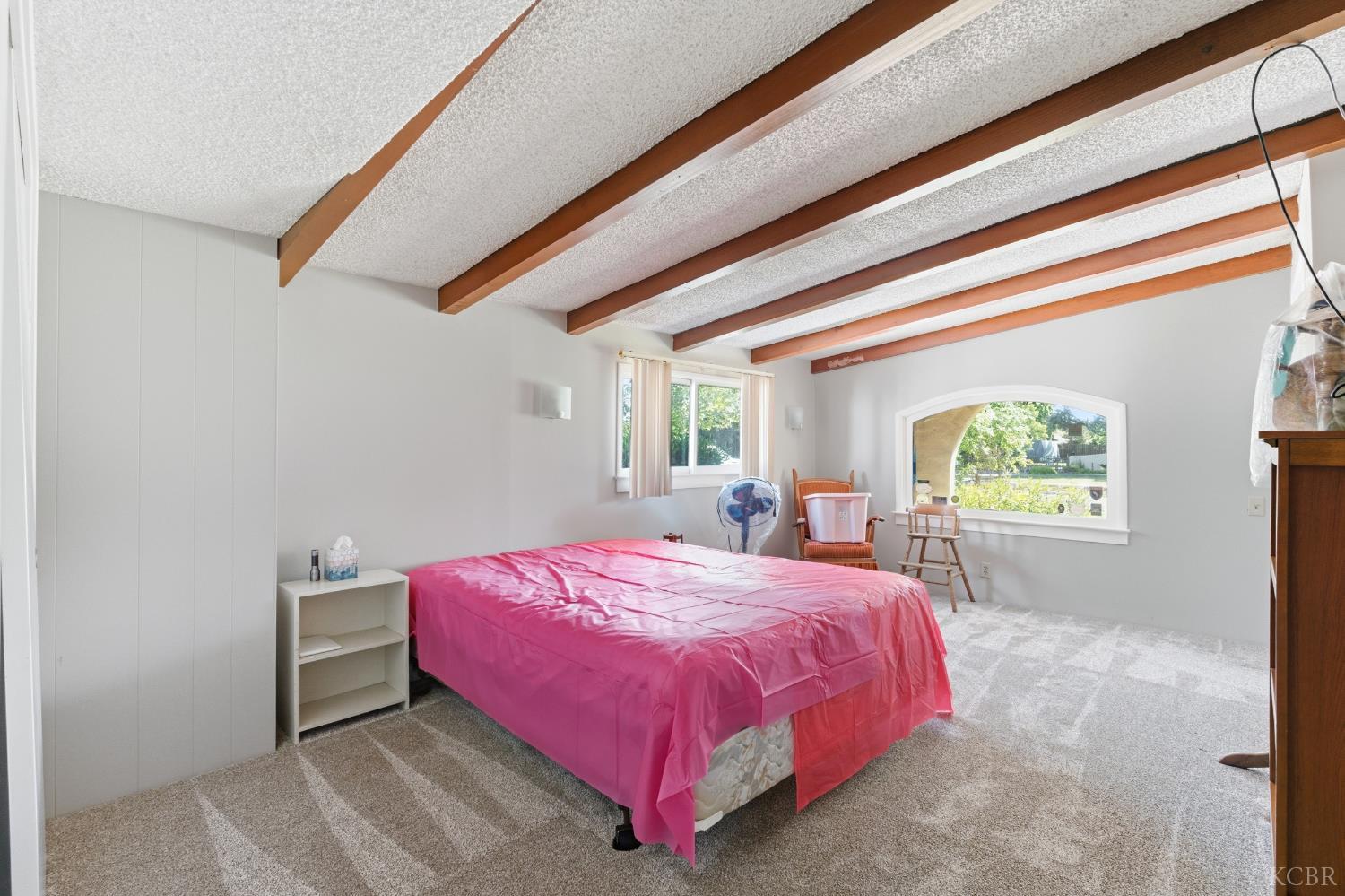 1512 Kaweah St, Hanford, CA 93230