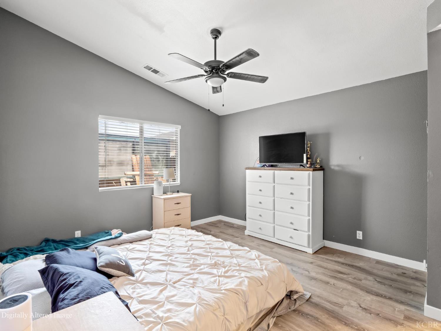 1035 1035 Olive Court, Hanford, CA 93230