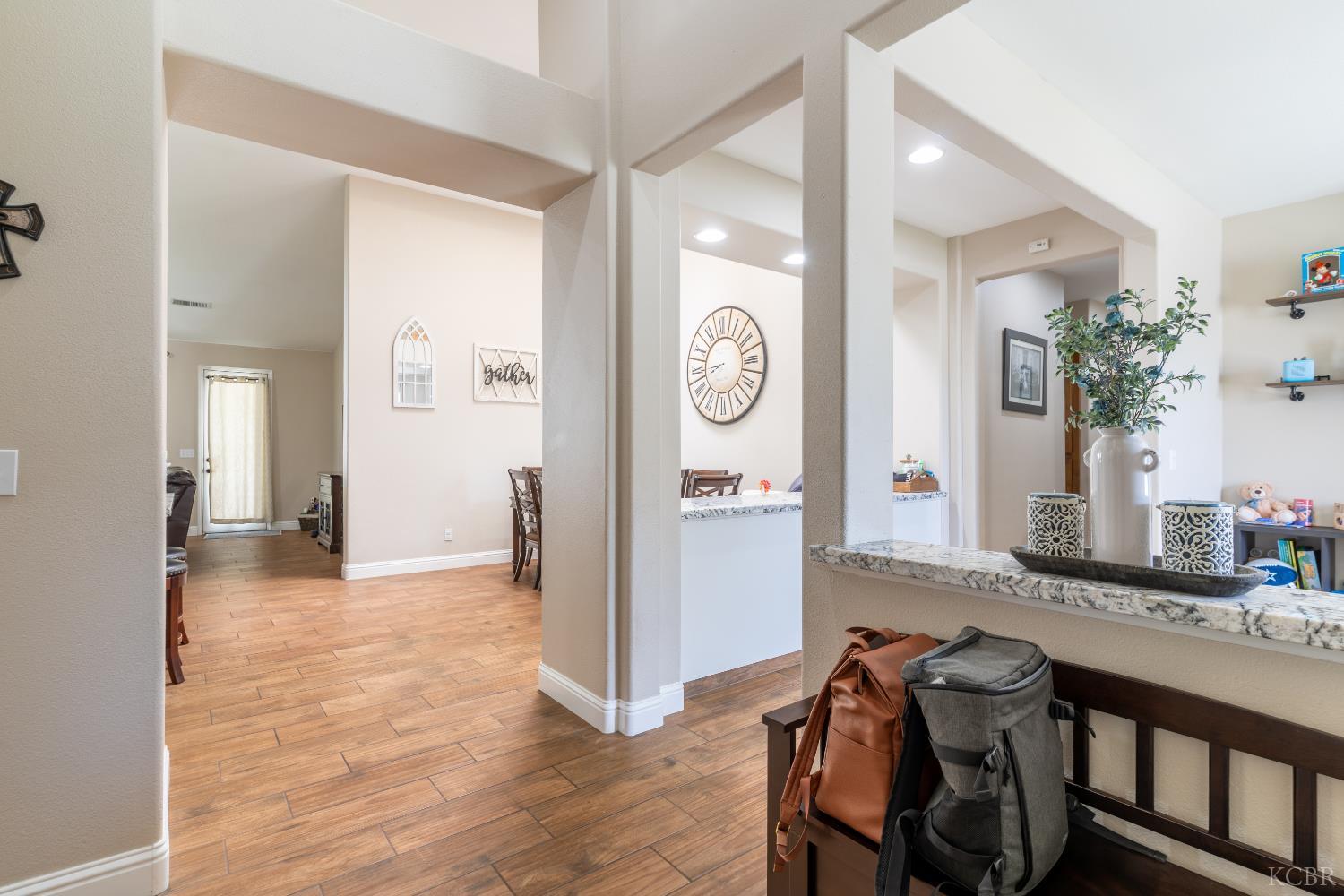 398 Millbrook St, Hanford, CA 93230