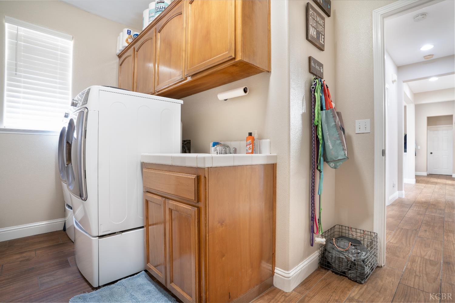 398 Millbrook St, Hanford, CA 93230