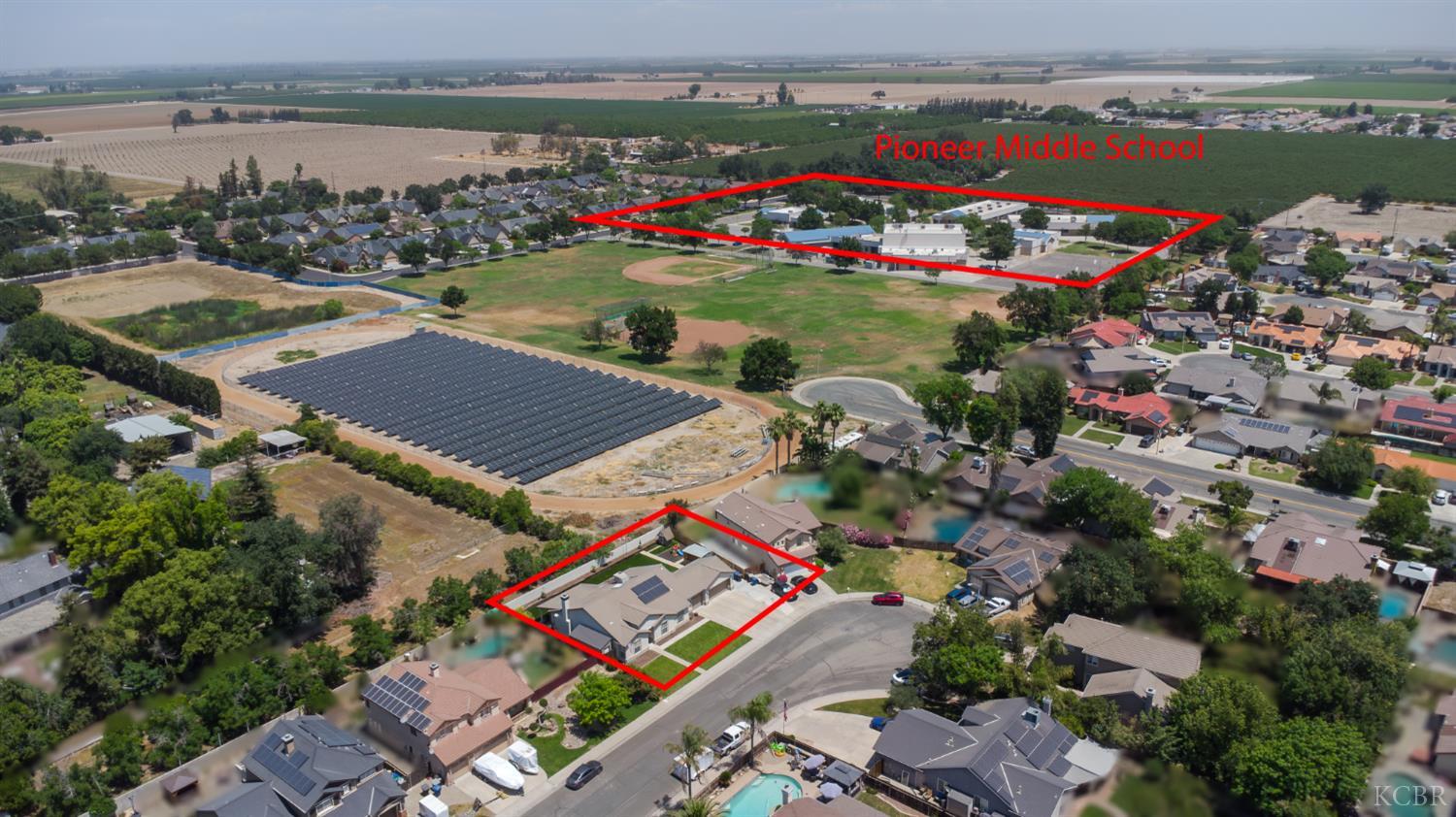 398 Millbrook St, Hanford, CA 93230