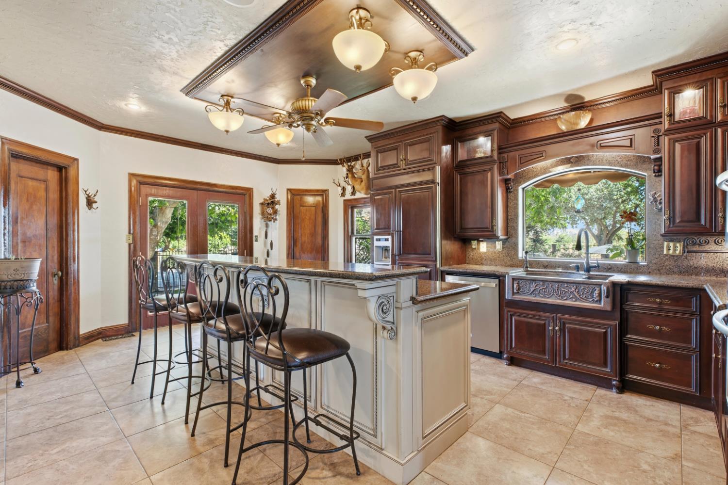 5012 12th, Hanford, CA 93230