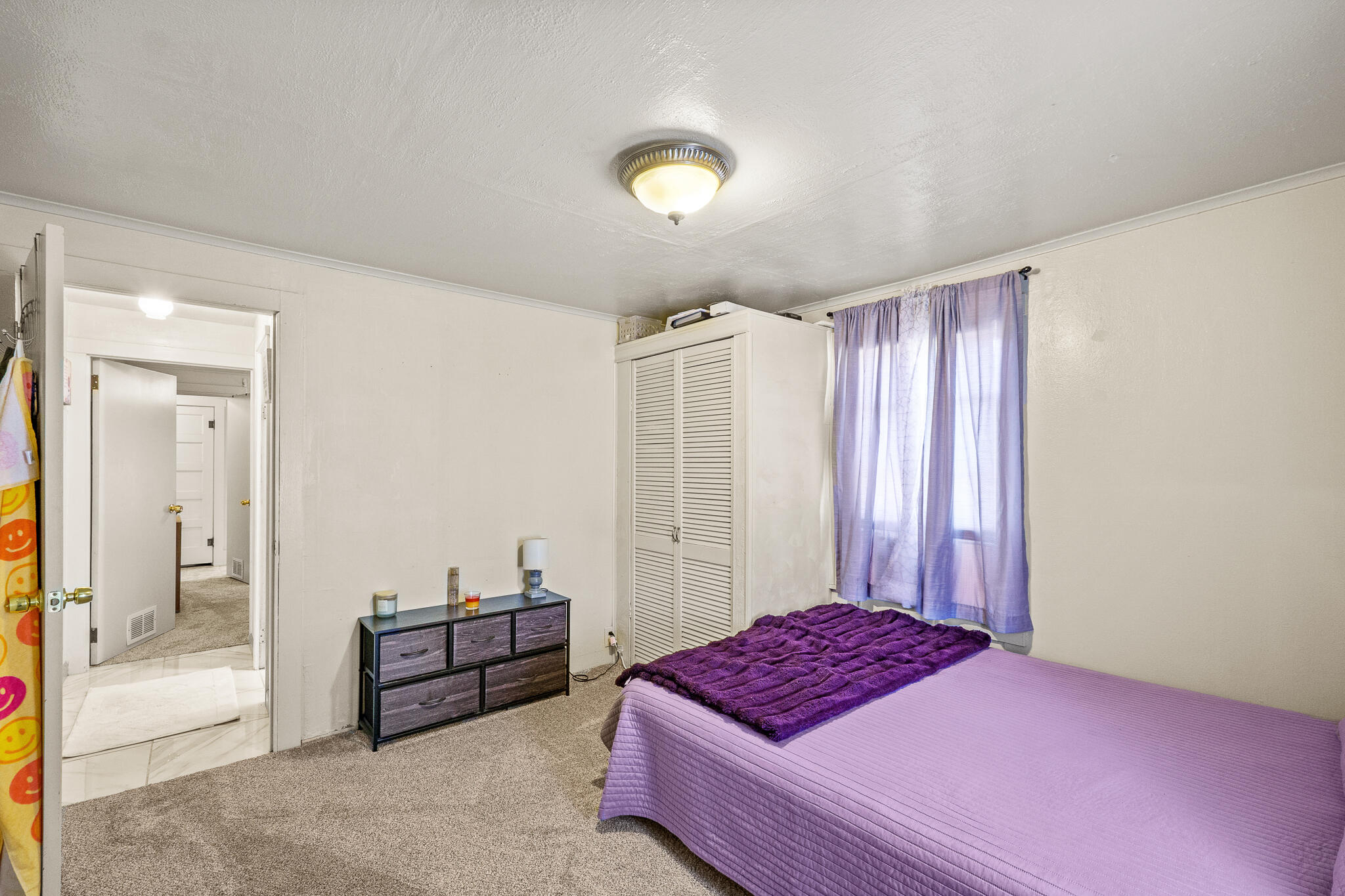 1313 N East St, Hanford, CA 93230