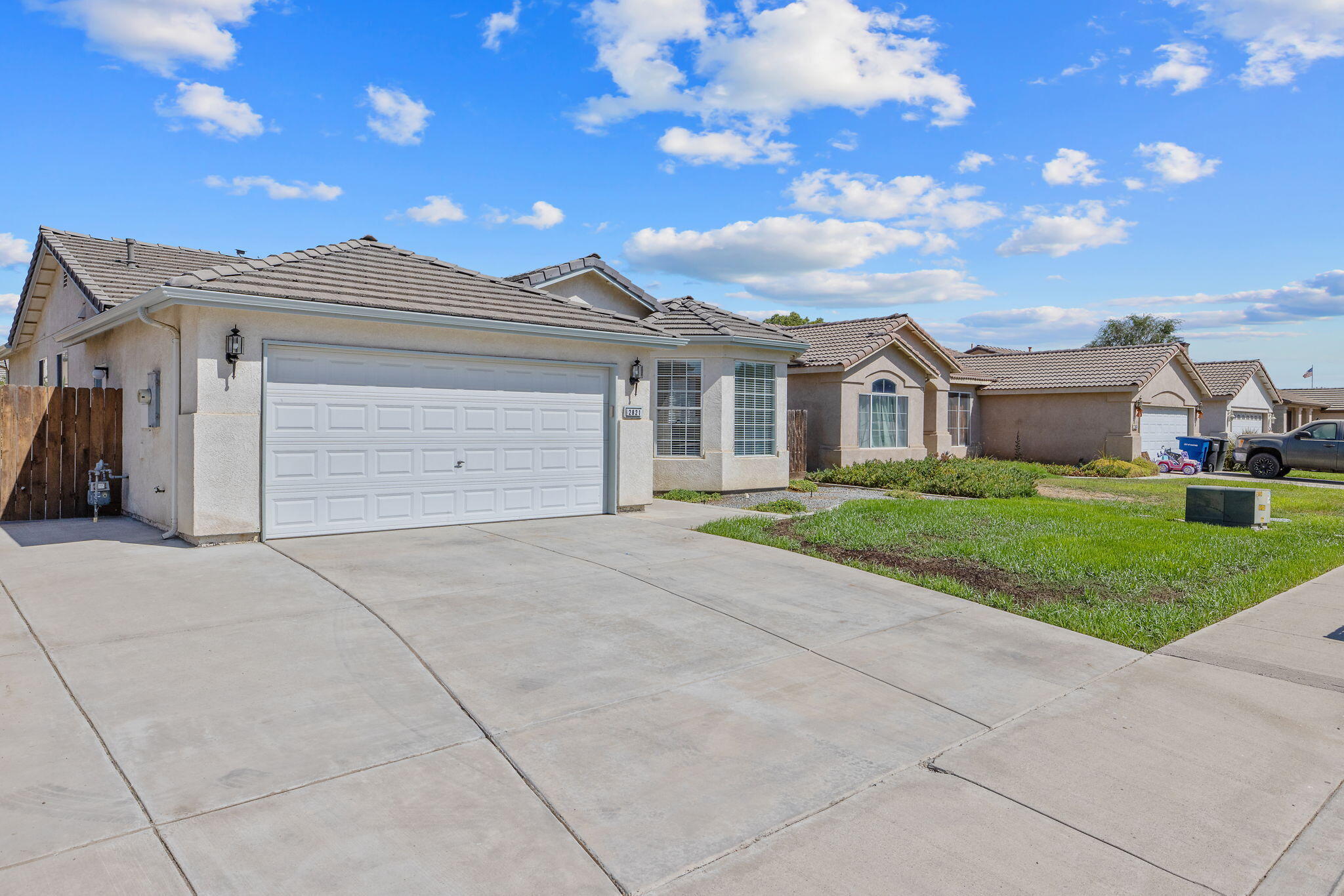 2821 Stonecrest Way, Hanford, CA 93230