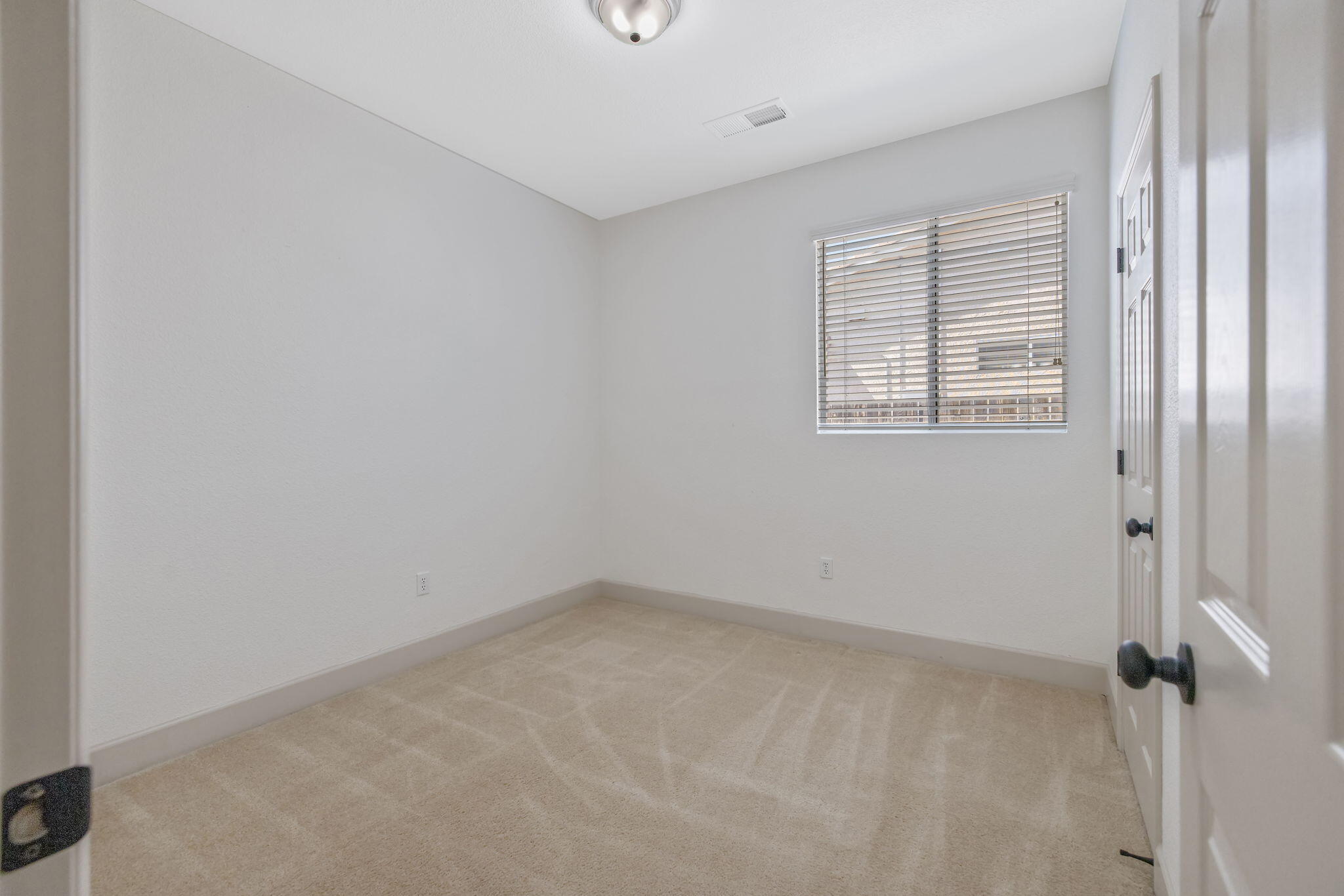 2821 Stonecrest Way, Hanford, CA 93230