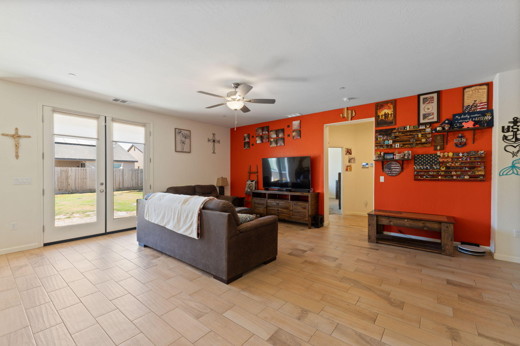1857 S Red Rock Dr, Hanford, CA 93230
