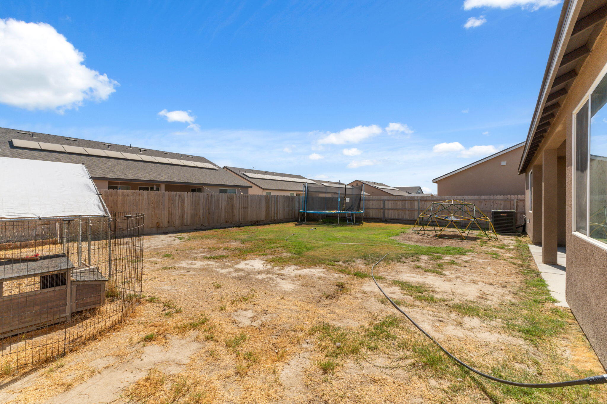 1857 S Red Rock Dr, Hanford, CA 93230